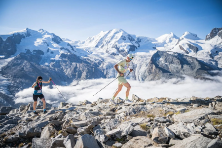 Trailrunners boven de wolken tijdens de TREK Matterhorn Ultraks